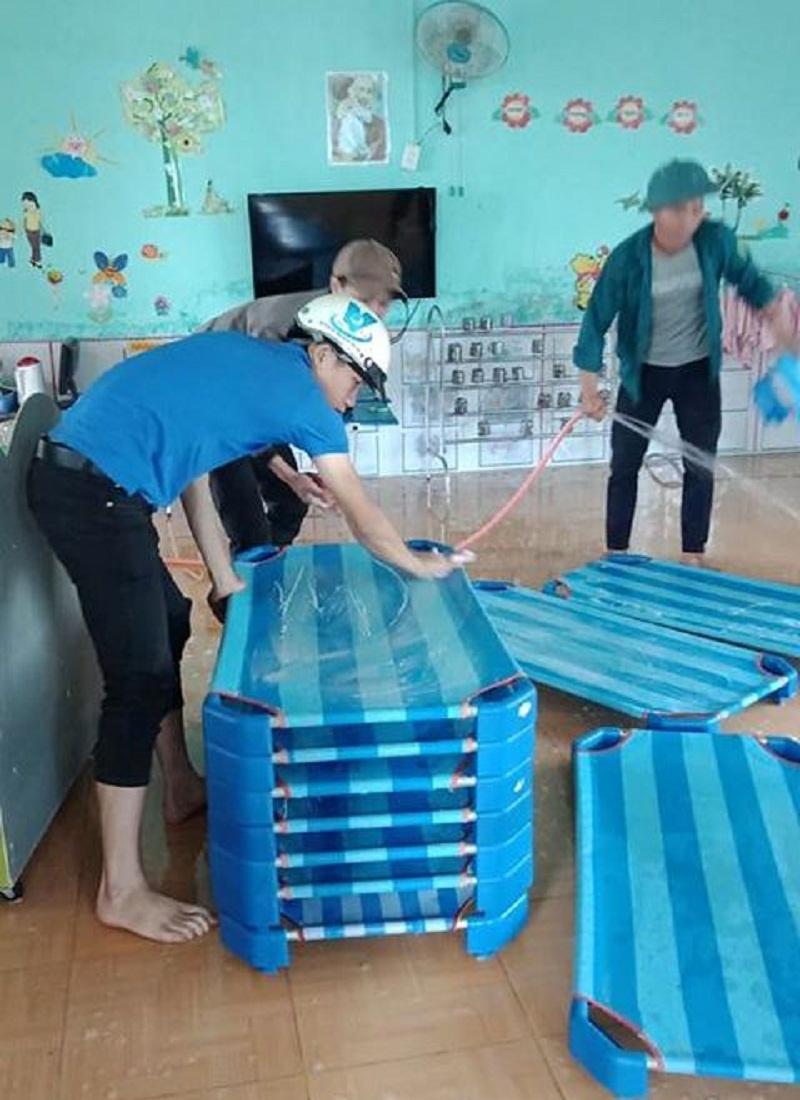 Đoàn Thanh niên xã ra quân “Ngày Chủ nhật xanh”