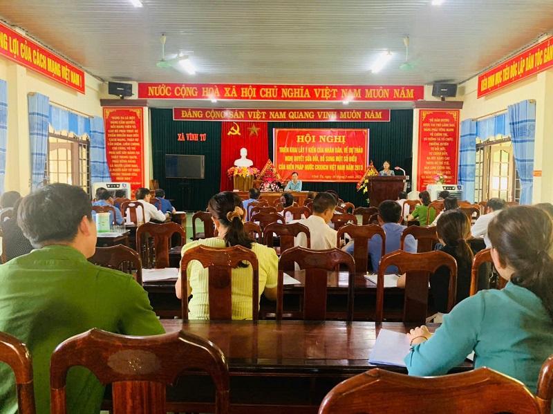UBND xã Vĩnh Tú tổ chức triển khai lấy ý kiến nhân dân về Dự thảo Nghị quyết sửa đổi Hiến pháp 2013